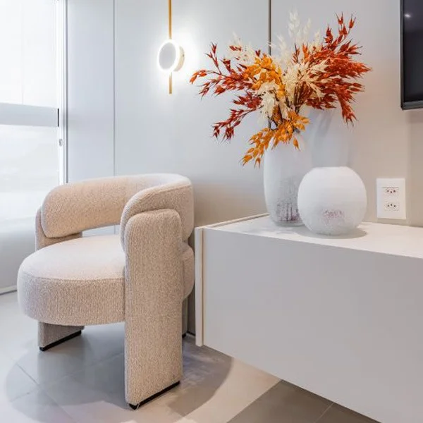 Apartamento L J - Espaço com tons sóbrios